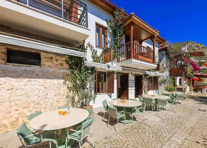 Hotel Old Town *