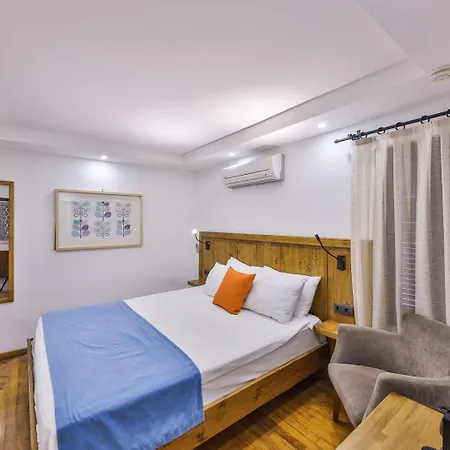Hotel Old Town *