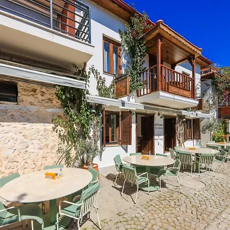 Hotel Old Town *
